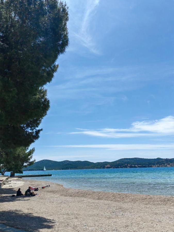 Mobile Home Tonka Biograd Na Moru Exterior photo